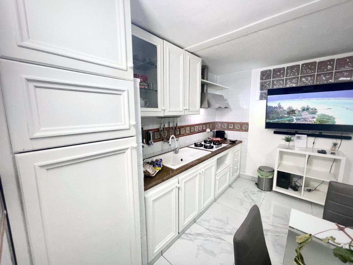 House Relax Apartment Centro Di Napoli Exteriör bild