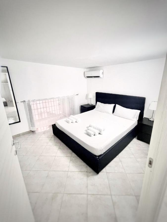 House Relax Apartment Centro Di Napoli Exteriör bild