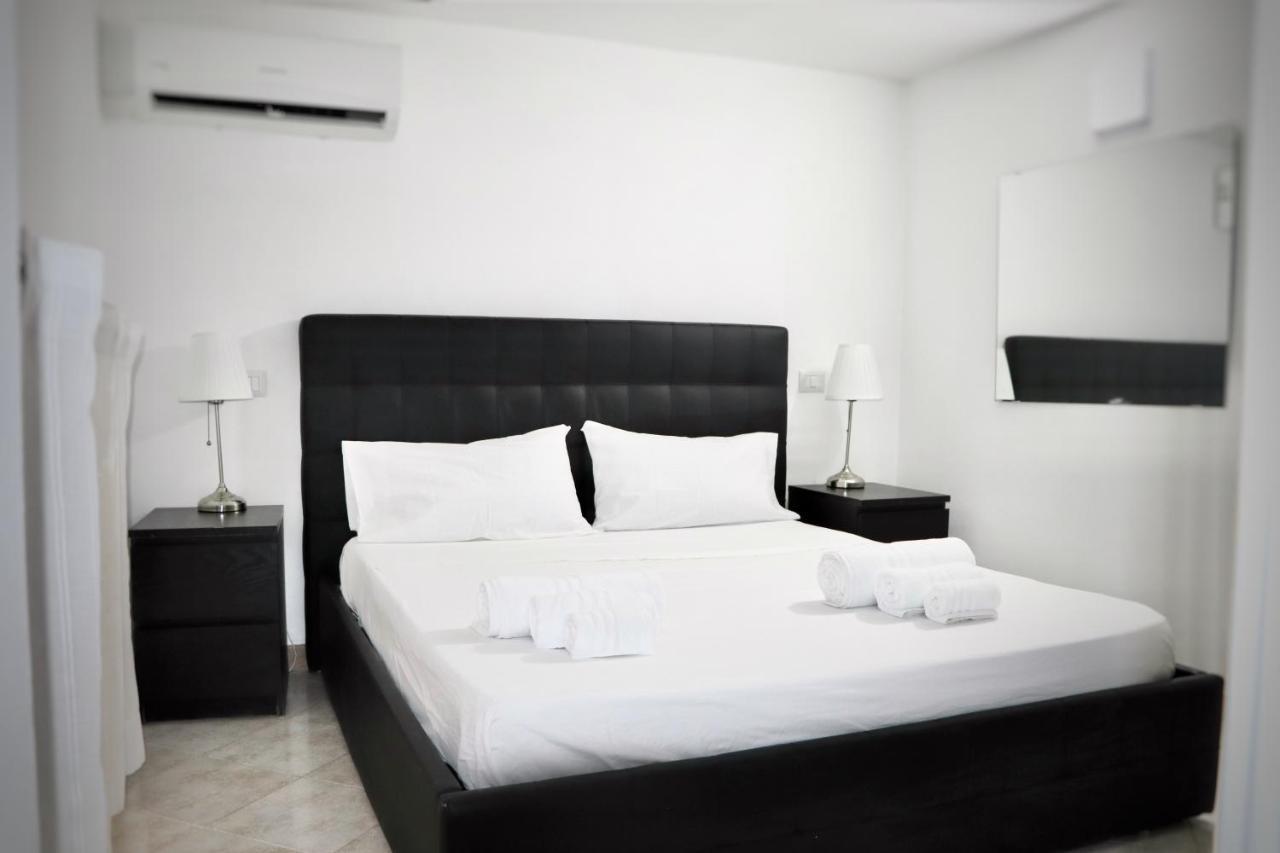 House Relax Apartment Centro Di Napoli Exteriör bild